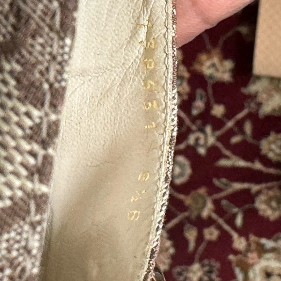 🍁SOLD🍁Gucci Monogram Mules - Picture 15 of 15